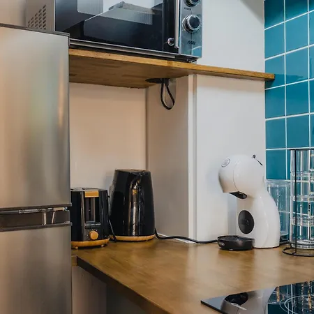 Chic Duplex In The Heart Of Lägenhet Setúbal
