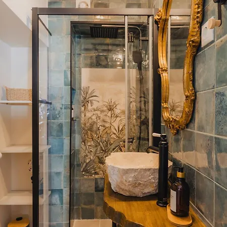 Lägenhet Chic Duplex In The Heart Of