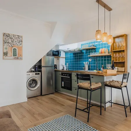 Chic Duplex In The Heart Of * Setubal